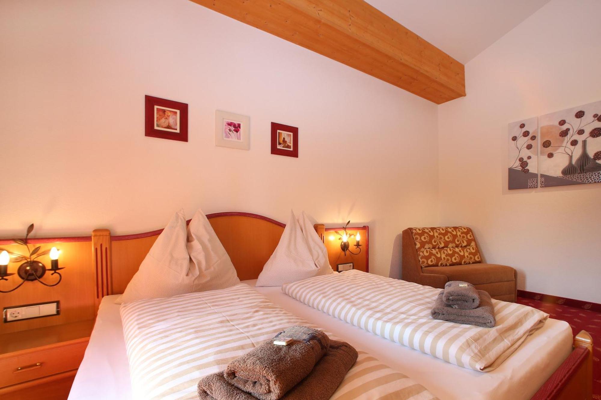 Gaestehaus Trixl * Zell am See
